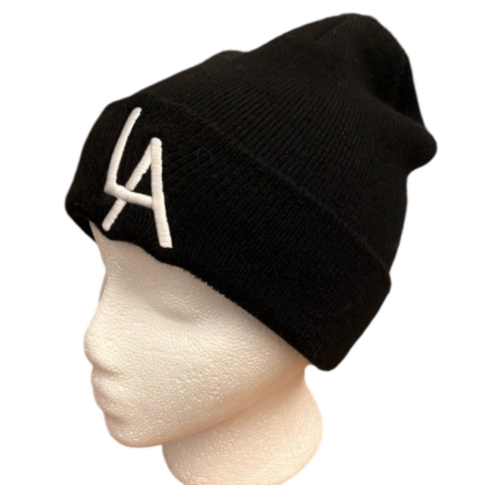 AMERICAN NEEDLE VINTAGE COLLECTION Los Angeles Cuffed Beanie
Black -OS NWOT